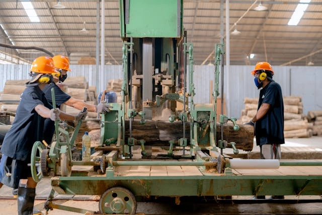 Inovasi Teknologi Material dalam Mendukung Efisiensi Proses Produksi