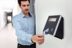 Evaluasi Efektivitas Security Management System Perusahaan